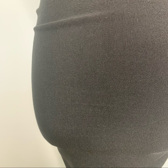 black bodycon skirt - Picture 8 of 10